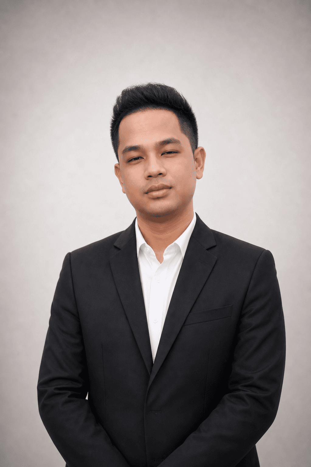 Mr. Thanakarn Malithong